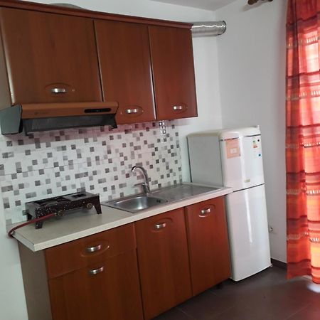 Rooms And Apartments Analipsi Shëngjin المظهر الخارجي الصورة