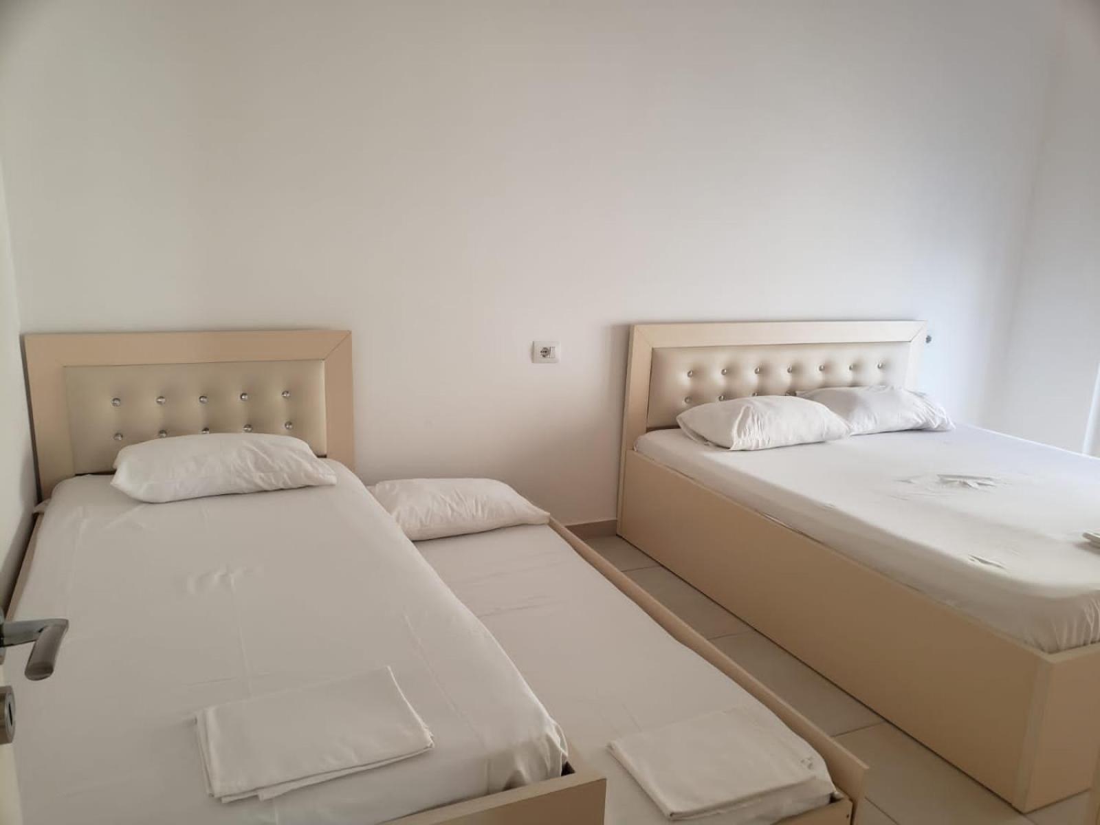 Rooms And Apartments Analipsi Shëngjin الغرفة الصورة