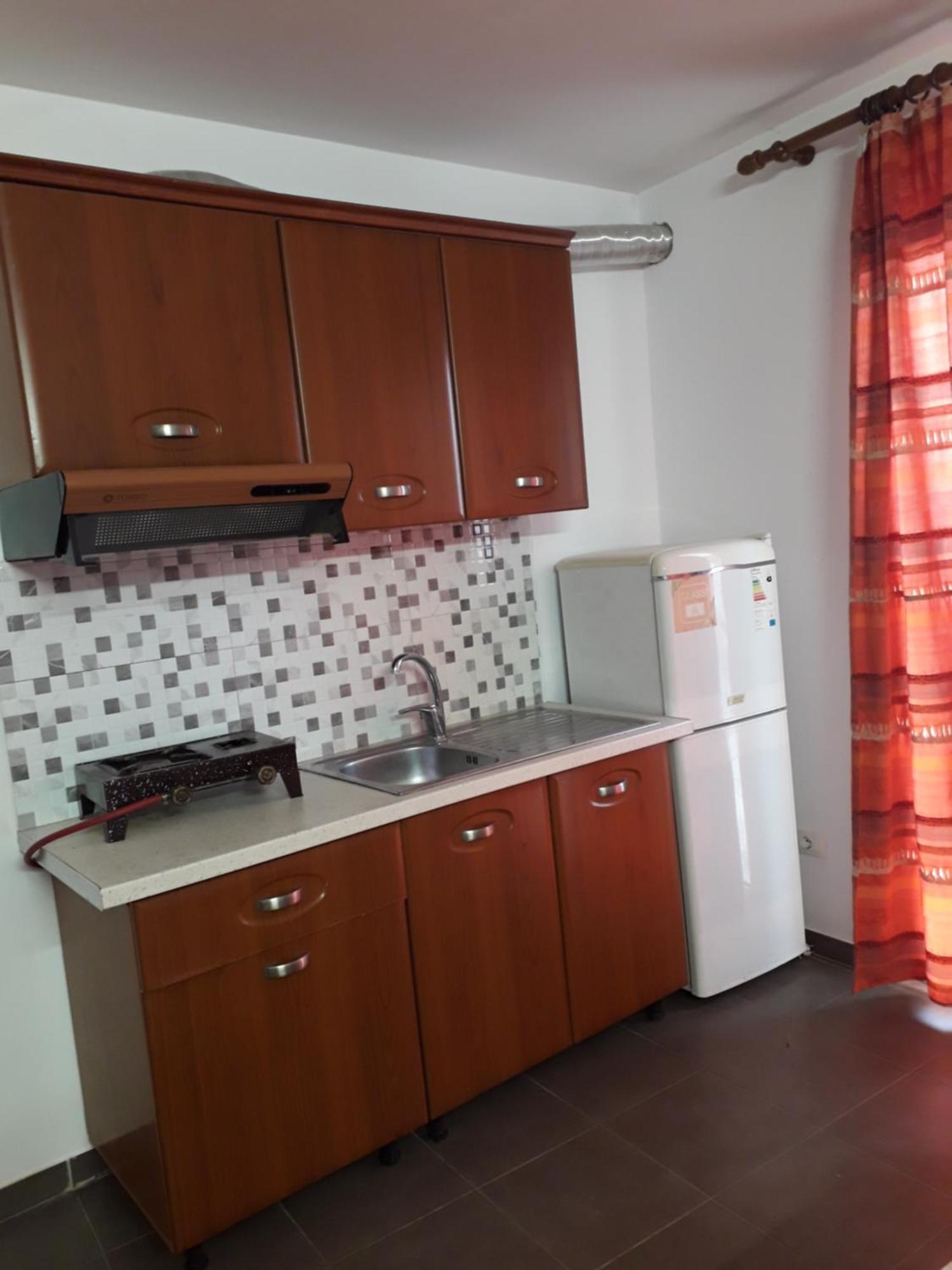 Rooms And Apartments Analipsi Shëngjin المظهر الخارجي الصورة